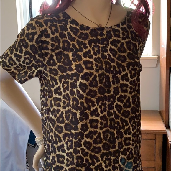 Chelsea & Theodore blouse - Picture 7 of 10